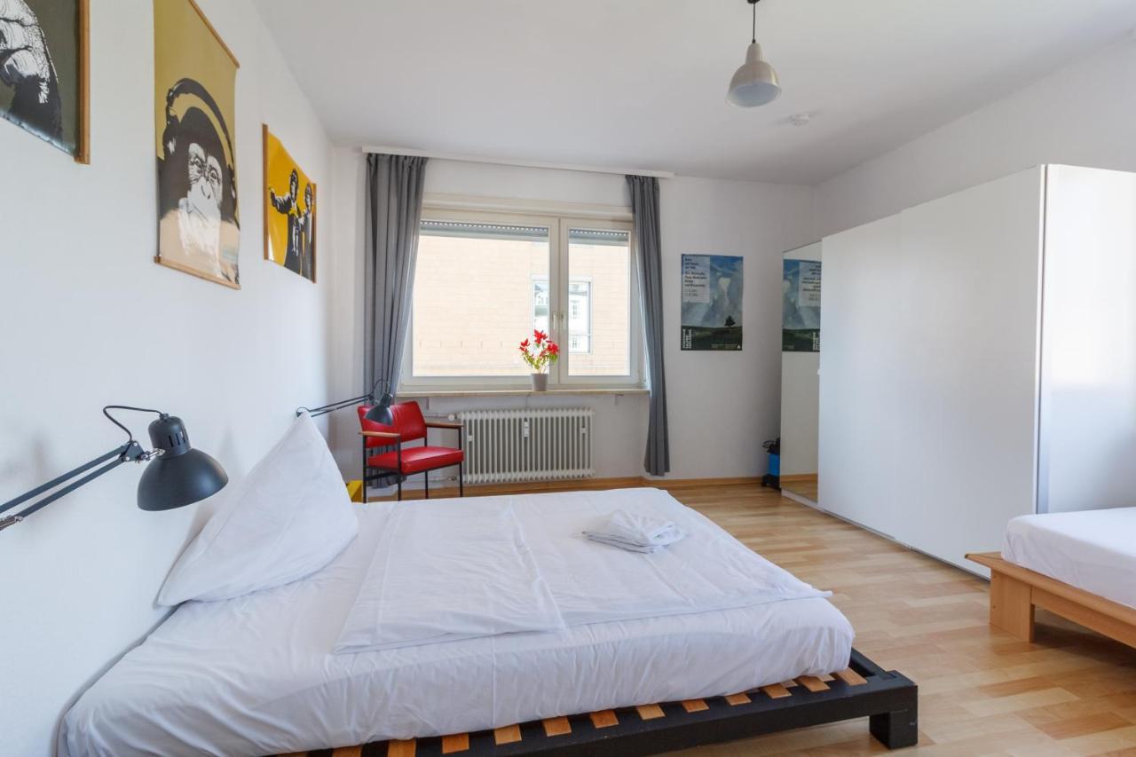 #Centralstation #130Qm Hauptbahnhof #Netflix Karlsruhe Exteriér fotografie